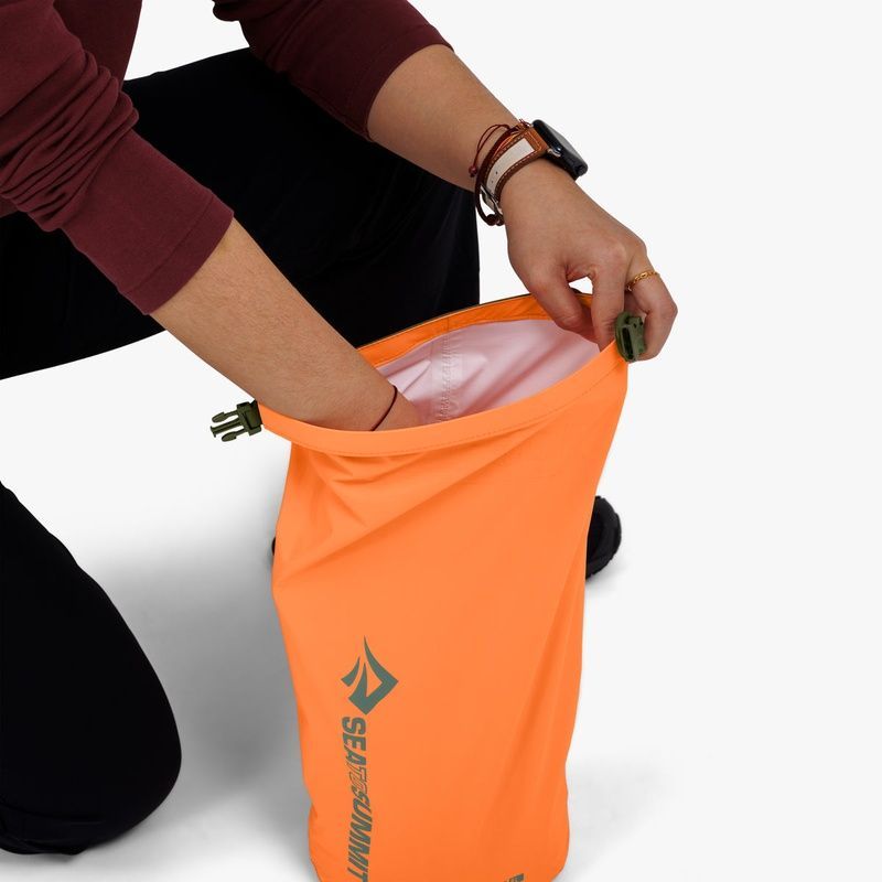 Набір гермочохлів Sea to Summit Lightweight Dry Bag Set, 3 Piece, 3/5/8L, Emberglow/Poison Green/Tangerine (STS 031204)