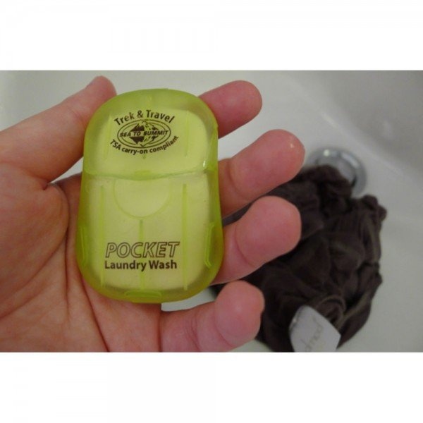 Мыло для стирки Trek & Travel Pocket Laundry Wash Soap Green от Sea to Summit (STS ATTPLWEU)